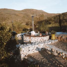 Southern Yurts，位于波特里弗的酒店