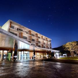 Jeju Aerospace Hotel，位于西归浦市的酒店