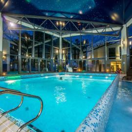 Hotel Diament Ustroń，位于乌斯特龙的酒店