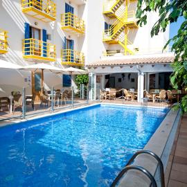 Hotel Bellavista，位于卡拉纳雅达的酒店