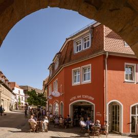 Hotel am Torturm，位于福尔卡赫的酒店