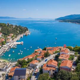 2 Bedroom Beautiful Apartment In Rabac