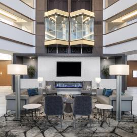Crowne Plaza Lansing by IHG，位于兰辛的酒店