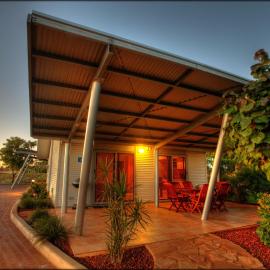 Samson Beach Chalets，位于Point Samson的酒店