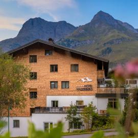 Hotel Walserberg，位于沃瑟姆阿尔伯格的酒店