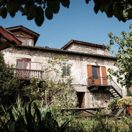 Torre Tanquián Eco Finca - Ribeira Sacra，位于潘通的酒店