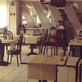 Albergo Ristorante Pizzeria Bellavista，位于卡伦诺的酒店