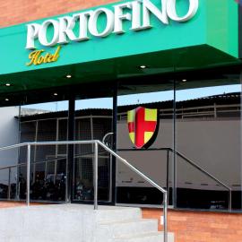 Portofino Hotel，位于特雷西纳的酒店