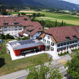 Hotel Urs und Viktor，位于Bettlach的酒店