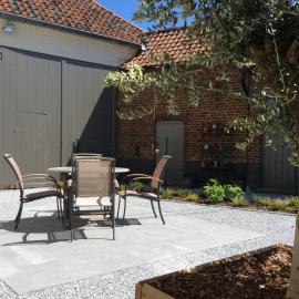 DE LANDSHOEVE vakantiewoningen，位于兹瓦尔姆的酒店