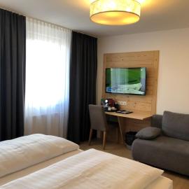 Württembergischer Hof，位于泰克山下基尔夏伊姆的酒店