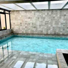 Luxury apartment with balcony and view，位于基多的酒店