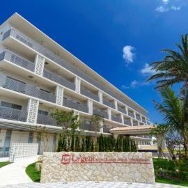 La'gent Hotel Okinawa Chatan Hotel and Hostel，位于北谷町的酒店