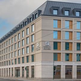 Holiday Inn Express & Suites - Potsdam by IHG，位于波茨坦的酒店