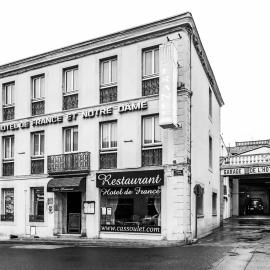 Hôtel Restaurant de France,位于卡斯泰尔诺达里的酒店