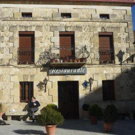 Hotel Rural Villa de Silos，位于桑托多明戈德锡洛斯的酒店