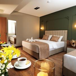 Bayrak Grand Hotel,位于特拉布宗的酒店