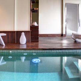Logis Hôtel Restaurant Le Dauphin et Le Spa du Prieuré，位于凯恩的酒店