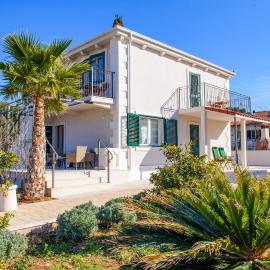 Villa Mária Marta，位于米尔希的酒店
