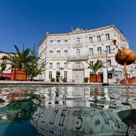 Hôtel François Premier Cognac Centre，位于科涅克的酒店