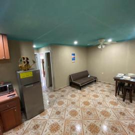 Forest View Apartment，位于Six Huts的酒店