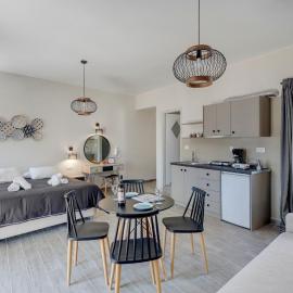 Guesthouse ERI，位于金尼昂的酒店