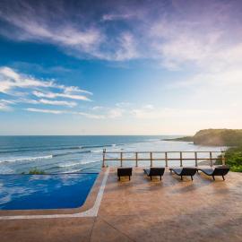 Hotel Los Mangos El Salvador，位于埃尔库科的酒店