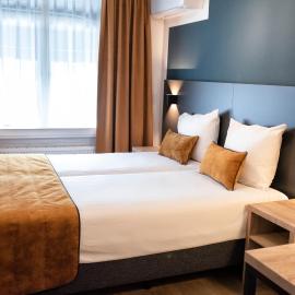 Hotel et le Cafe de Paris，位于阿珀尔多伦的酒店