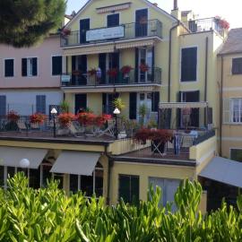 Giada Apartments，位于莫内利亚的酒店