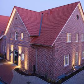 Hotel & Landgasthof Hoheluft,位于诺尔登堤岸布赫霍尔茨的酒店