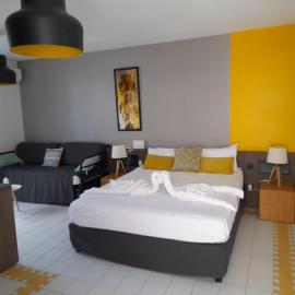 Studio 25 m Manganao Joela 4 personnes avec machine a laver