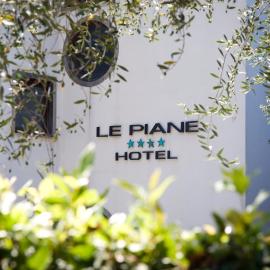 Hotel Le Piane，位于韦兰迈尔的酒店