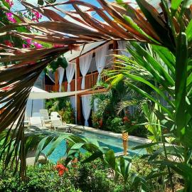 BellaVista Suites By Villas Verdes - Samara Beach，位于萨玛拉的酒店