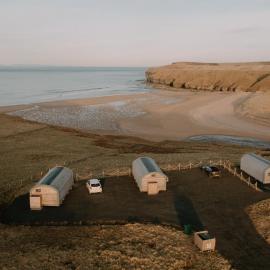 Strathy Bay Pods，位于Strathy的酒店
