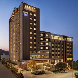 Howard Johnson by Wyndham Udaipur Roop Nagar，位于乌代浦的酒店
