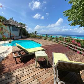 Moorea Happy Bungalow，位于Teavaro的酒店