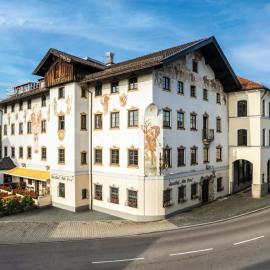 Hotel Gasthof Alte Post Holzkirchen，位于霍尔奇臣的酒店