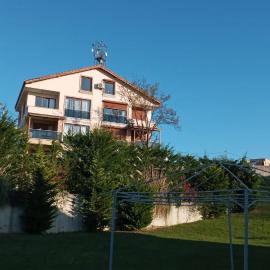 Sultan Villa, Merkez Mahallesi Dogu Sirti Caddesi Sultan Sitesi H-2，位于Kadıköy的酒店