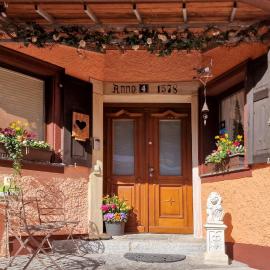 Haus Jutta，位于格斯韦因斯泰因的酒店