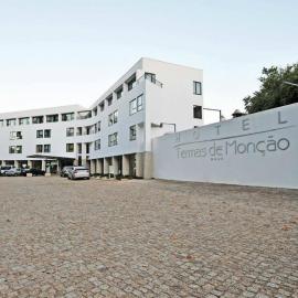 Hotel Bienestar Termas de Moncao，位于蒙考的酒店