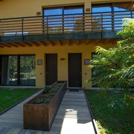 Agriturismo Monsereno Horses，位于Imbersago的酒店