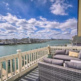 Condo w/ Bay Views ~ 5 Mi to Atlantic City!，位于布里根泰恩的酒店