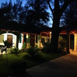 Freedom Shores "La Gringa" Hotel - Universally Designed，位于Isla Aguada的酒店