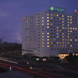 Lemon Tree Premier Hitec City Hyderabad,位于海得拉巴的酒店