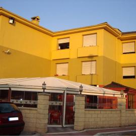 Hotel Costa Cántabra，位于阿尔戈尼奥斯的酒店