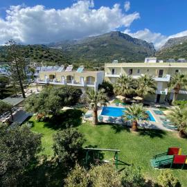 Manolis Apartments plakias，位于普拉基亚斯的酒店