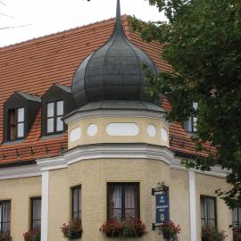 Altstadthotel Schex，位于阿尔特廷的酒店