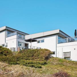 5 person holiday home in Allinge-By Traum，位于阿灵厄的酒店