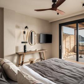 KYMANI Boutique Hotel & Suites，位于普拉基亚斯的酒店