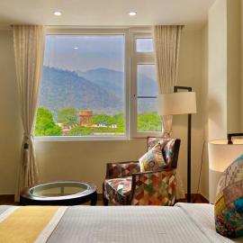Green View By Green Tree - Behind Pramarth Niketan，位于瑞诗凯诗的酒店